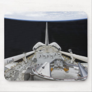 Alfombrilla De Ratón Una vista parcial del transbordador espacial