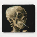Alfombrilla De Ratón Vincent van Gogh - Calavera con cigarrillo en llam<br><div class="desc">Cabeza de un Skeleton con un cigarrillo en llamas / Calavera con cigarrillo en llamas / Crane de squelette fumant une cigarrillo - Vincent van Gogh,  1885</div>