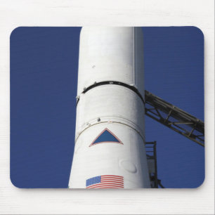 Alfombrilla De Ratón Vista del cono de nariz del cohete del delta IV