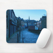 Water Street Todmorden - Encanto empedrado al crep