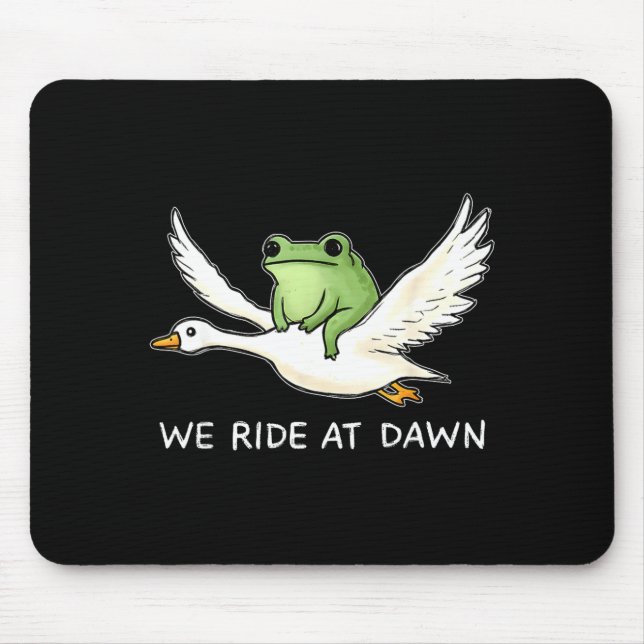 Alfombrilla De Ratón We Ride At Dawn Funny Frog Riding Goose Chaotic An (Frente)