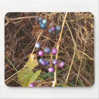 Alfombrilla De Ratón Wild Porcelain Berry Vine In Nature Mouse Pad