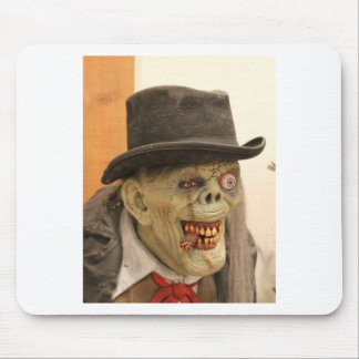 Alfombrilla De Ratón Zombie con cigarro y sombrero superior