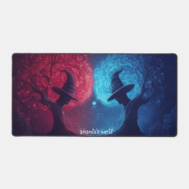 Alfrombrillas De Escritorio Acogedor pueblo de Fantasy rodeado de bosques de p (Anverso)