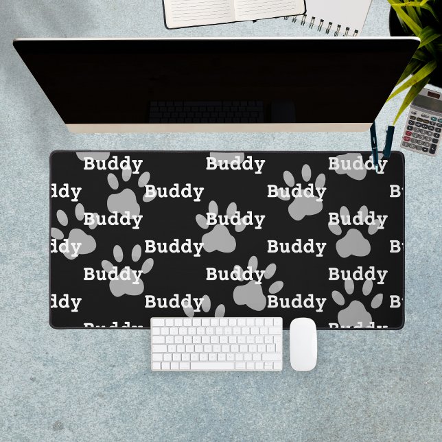 Alfrombrillas De Escritorio Black White Paw imprime el nombre personalizado de (Black White Paw Prints Personalized Dog Name Desk Mat)