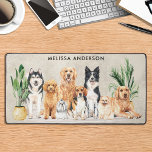 Alfrombrillas De Escritorio Boho Watercolor Puppy Perros Caminando Perro Groom<br><div class="desc">Muestra tu negocio de preparación de perros o de mascota con estas elegantes y modernas razas de perros diseñan tarjetas de negocios para perros y accesorios de juego. Las tarjetas de visita mascota cuentan con perros acuarelas, recuperadores dorados, labradores amarillos, colmenas de borde, beagle, malamuta casera y un tierno pomerania,...</div>