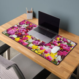 Alfrombrillas De Escritorio campo lleno de tulipanes