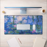 Alfrombrillas De Escritorio Claude Monet en tonos azules<br><div class="desc">Esta alfombra de escritorio muestra un hermoso cuadro del impresionista francés Claude Monet. En él predominan los tonos azules,  rosas y verdes. Es uno de los más de 200 cuadros de una serie de este famoso artista.</div>