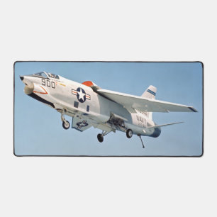 ALFROMBRILLAS DE ESCRITORIO CRUSADOR RF-8A
