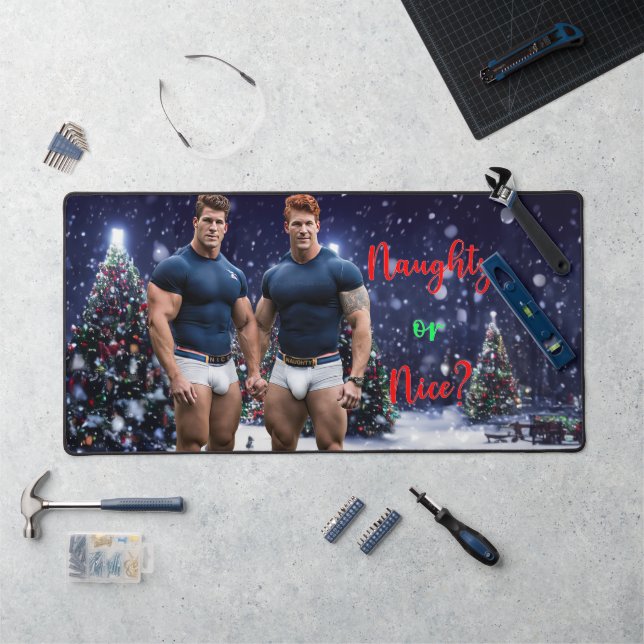 Alfrombrillas De Escritorio El árbol de Navidades de SlipperyJoe con cubierta  (Puesto de trabajo)