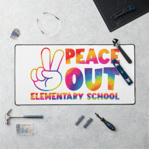 Alfrombrillas De Escritorio El Día Pasado, la Escuela Primaria "Peace Out" se