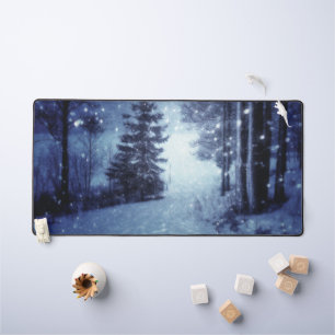 Alfrombrillas De Escritorio Escena de invierno del bosque mágico iluminado por
