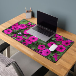 Alfrombrillas De Escritorio Floral de Petunias rosadas de bonito