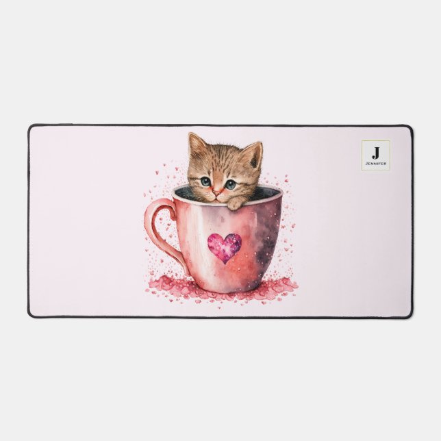 Alfrombrillas De Escritorio Gatito lindo en una taza de té con monograma cardi (Anverso)