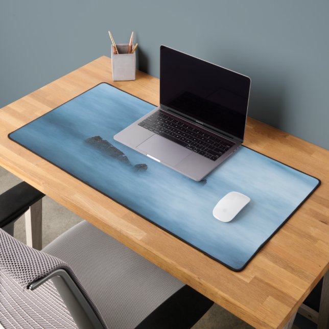 Alfrombrillas De Escritorio Gran exposición de rocas en el mar en azul oxidado (Oficina 2)