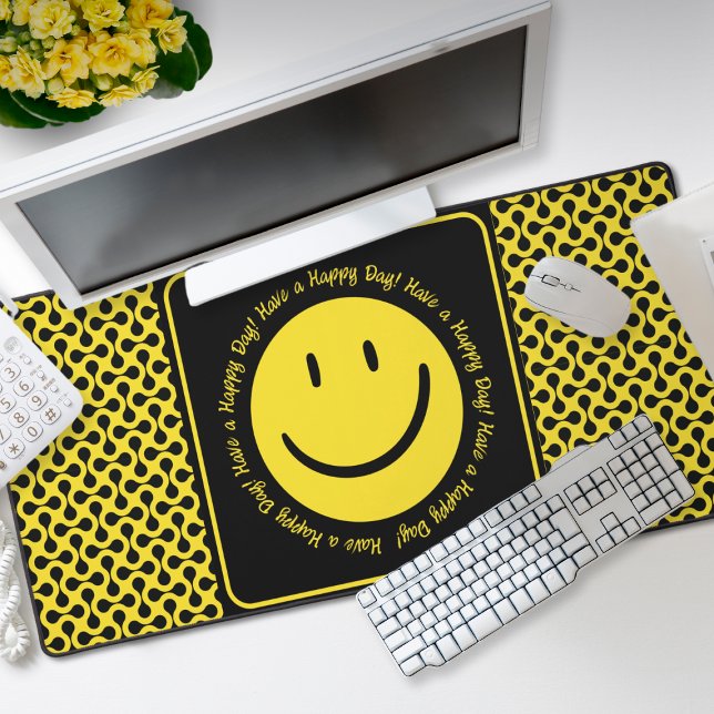 Alfrombrillas De Escritorio Happy Yellow Smile Desk Mat (Subido por el creador)