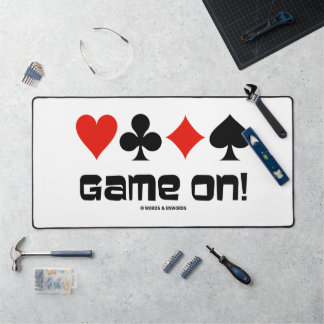 Alfrombrillas De Escritorio ¡Juego activado! Trajes de cuatro cartas Actitud d
