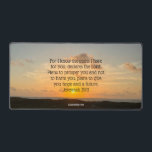 Alfrombrillas De Escritorio La Biblia inspiradora contra Jeremiah 29:11 Amanec<br><div class="desc">Porque conozco los planes que tengo para ti, declara el Señor. Planes para prosperar y no dañarte, planes para darte esperanza y un futuro. Verso de la biblia de Jeremiah 29:11 en una hermosa fotografía del amanecer del océano. Esta inspiradora alfombra de mesa de citas muestra su texto personalizado bajo...</div>