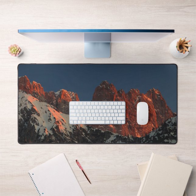Alfrombrillas De Escritorio La última luz del sol en las montañas (Oficina 1)