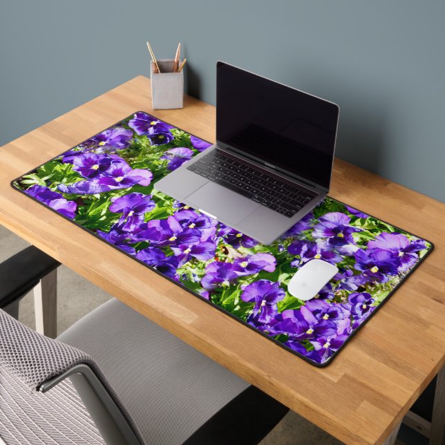 Alfrombrillas De Escritorio Mar de la Serenidad: El hermoso campo de la pansia (Oficina 2)