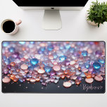 Alfrombrillas De Escritorio Rocas Gemstone coloridas personalizadas<br><div class="desc">Disfrute de la creatividad y eleve su espacio de trabajo con esta alfombra personalizada adornada con una vibrante colección de piedras preciosas. Los brillantes cristales, envueltos en un elegante fondo negro, crean una escena fascinante e inspiradora. Hazlo verdaderamente tuyo añadiendo tu nombre o una cita motivacional. La superficie lisa proporciona...</div>