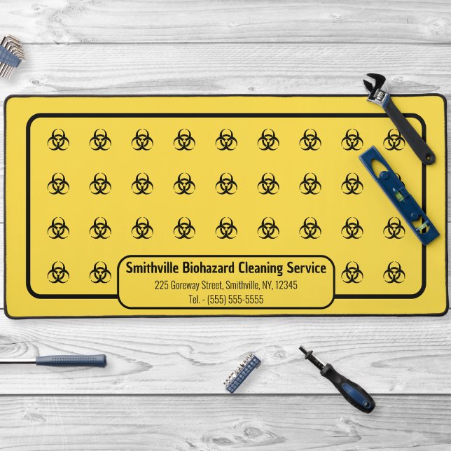 Alfrombrillas De Escritorio Símbolos de riesgo biológico - Negro sobre fondo a (Biohazard Symbols - Black on a Yellow Background Desk Mat by Office Accessories)