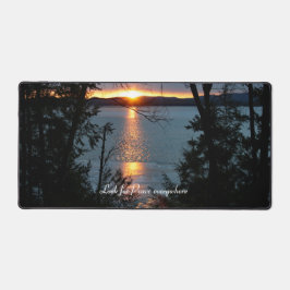 Alfrombrillas De Escritorio Sunset Over Forest Lake Desk Mat