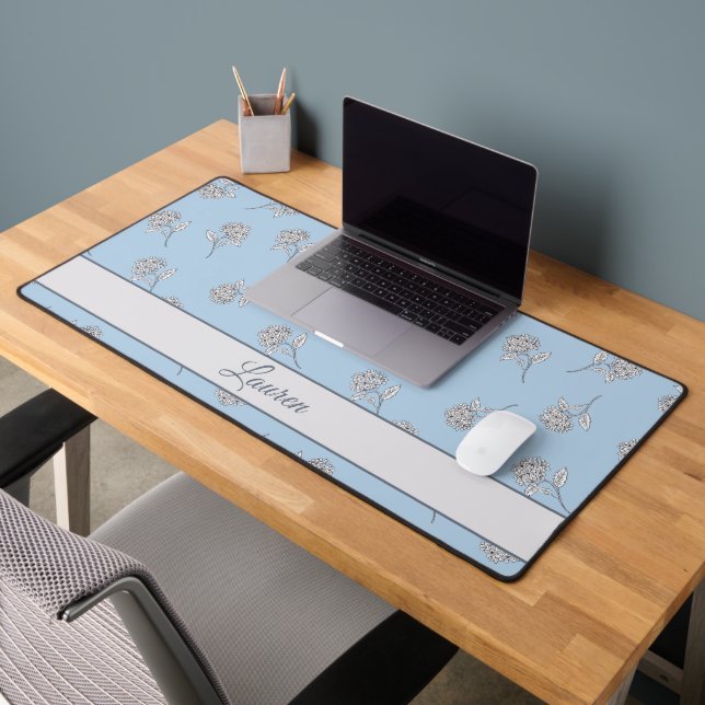 Alfrombrillas De Escritorio Timeless Botanical Bloom Soft Blue  Monogram  Desk (Oficina 2)
