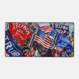 ALFROMBRILLAS DE ESCRITORIO TRUMP 2024