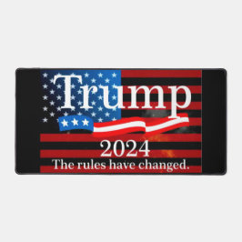 ALFROMBRILLAS DE ESCRITORIO TRUMP 2024