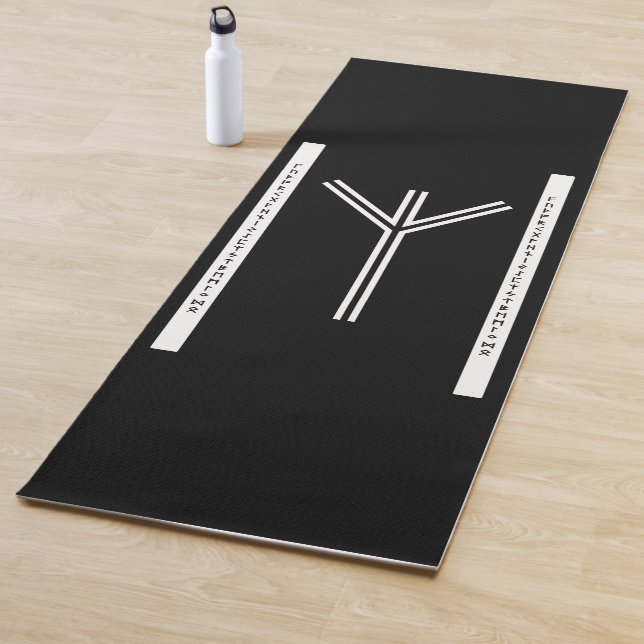 Algiz BW Yoga Mat (In situ)