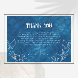 Algo azul antes de hacer la tarjeta de agradecimie