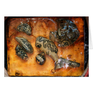 Algo extraño atrapado en la tarjeta de resina ámba