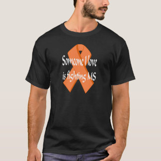 Alguien camiseta de la oscuridad del amor de I