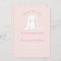 Algunos conejitos son invitaciones de primer cumpl