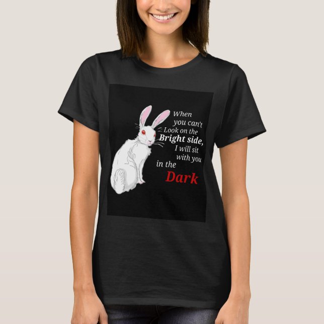 Alicia con camiseta de tierra maravillosa (Anverso)