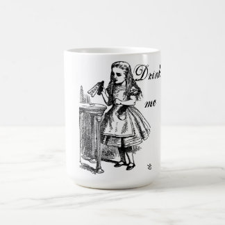 Alicia en el país de las maravillas "me bebe" taza