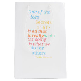 Alicia en la bolsa de regalo con tema de maravilla