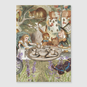 Alicia en los invitados del Fiesta del té en el pa