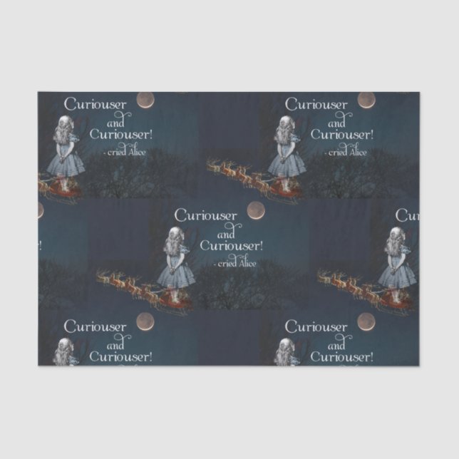 Alicia en papel de espanto de Curiouser (Anverso)