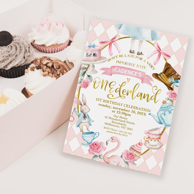 Alicia Rosa Alicia Norteña Primera Invitación de C (Alice In Onederland 1st Birthday Invitation Pink Diamond Pattern, Onederland Birthday Pink Bows )
