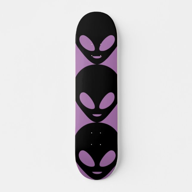ALIEN GUAY PURPLE SKATEBOARDS (Anverso )