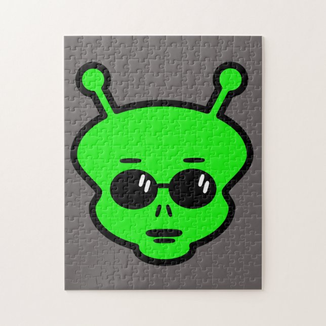 ALIEN LITTLE VERDE MAN JIGSAW PUZZLE (Vertical)