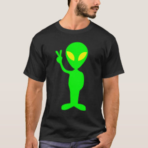 Alienígena verde Lime dando camiseta de signo de