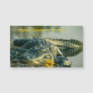 Alligador con flor Valentines Magnetic Card