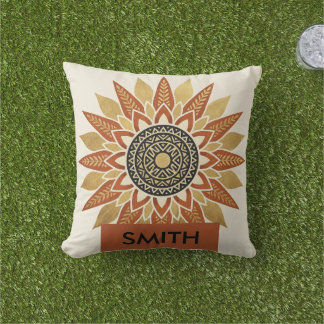 Almohada Afrohemiana Personalizada con Apellido y 
