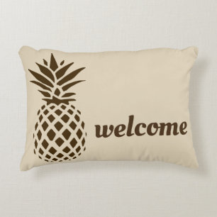 Almohada agradable con la piña en Earthtones