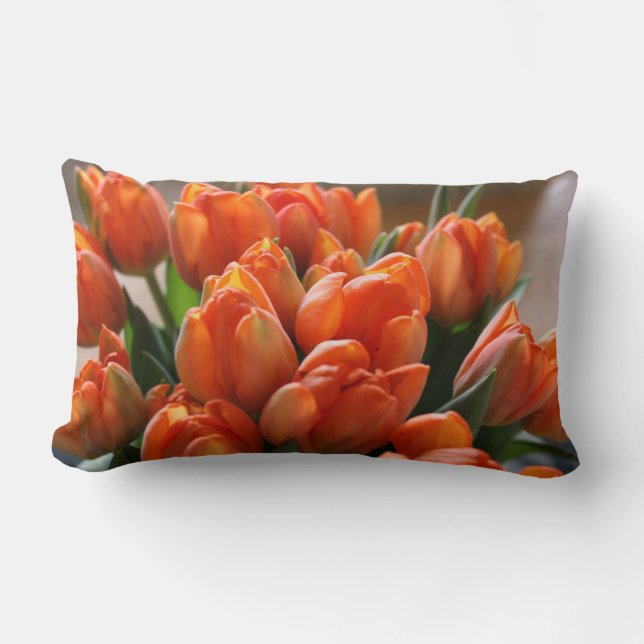 Almohada anaranjada del tulipán (Anverso)