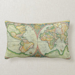 Almohada antigua del mapa del mundo