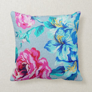 almohada azul clara de la floración